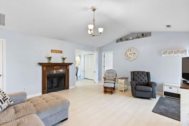 3766 Oakwood Drive SE, Boiling Spring Lakes, NC 28461