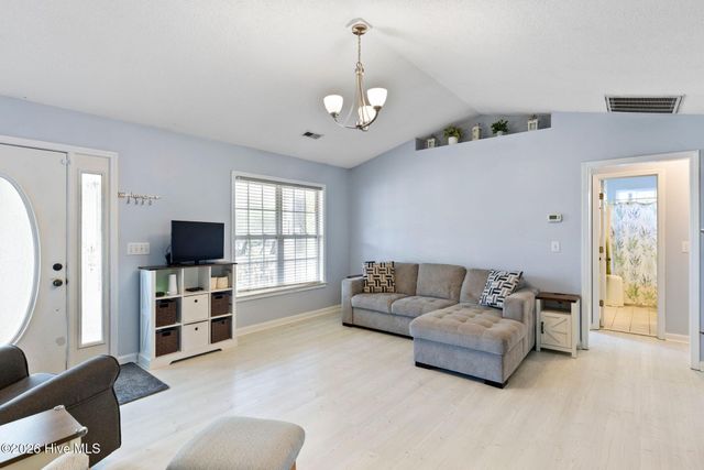 3766 Oakwood Drive SE, Boiling Spring Lakes, NC 28461