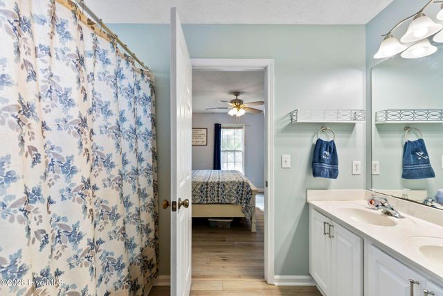 3766 Oakwood Drive SE, Boiling Spring Lakes, NC 28461