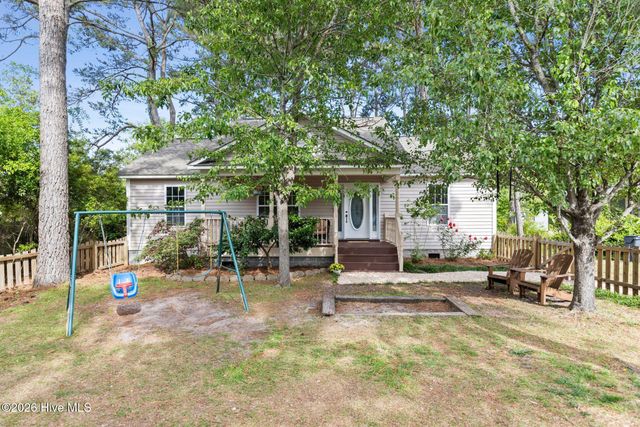 3766 Oakwood Drive SE, Boiling Spring Lakes, NC 28461