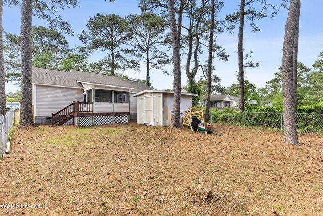 3766 Oakwood Drive SE, Boiling Spring Lakes, NC 28461
