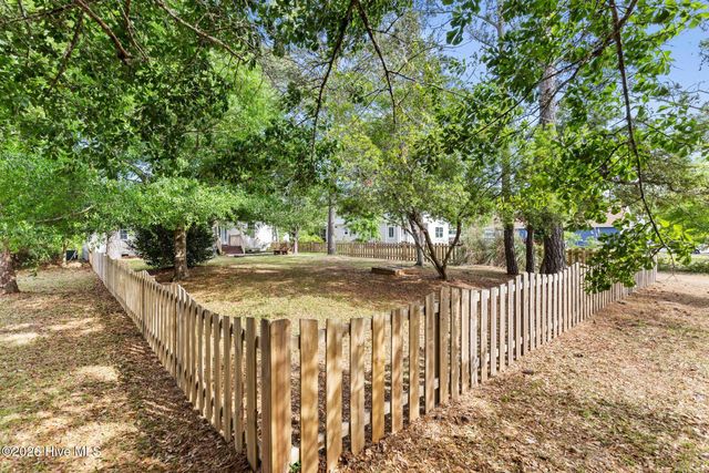 3766 Oakwood Drive SE, Boiling Spring Lakes, NC 28461