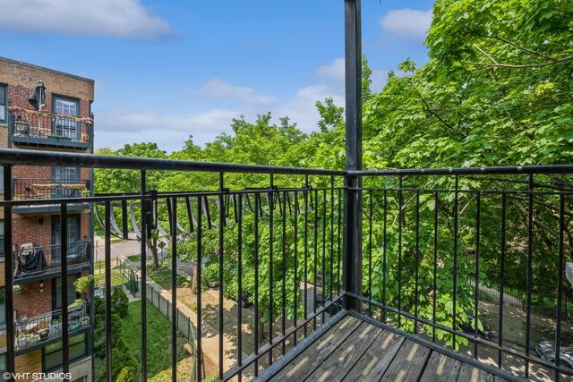 2545 W Catalpa Avenue 4A, Chicago, IL 60625
