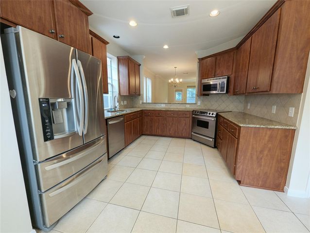 830 E Heights Hollow Ln, Houston, TX 77007