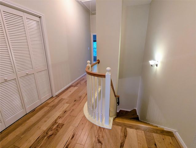 830 E Heights Hollow Ln, Houston, TX 77007