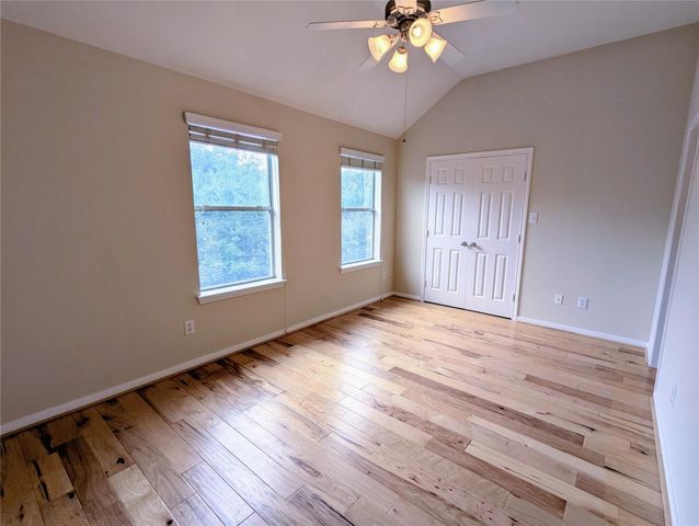 830 E Heights Hollow Ln, Houston, TX 77007