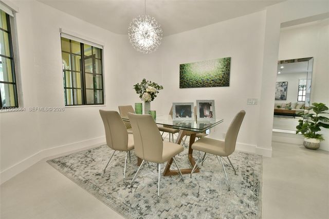 1515 Passion Vine Circle 21, Weston, FL 33326