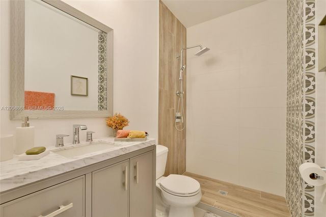 1515 Passion Vine Circle 21, Weston, FL 33326