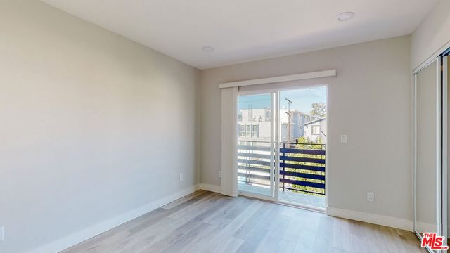 237 Rosemont Avenue, Los Angeles, CA 90026