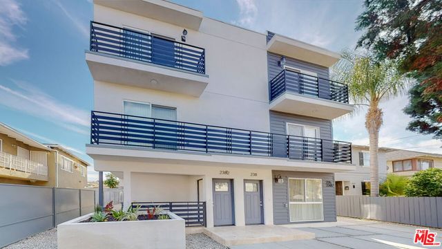 237 Rosemont Avenue, Los Angeles, CA 90026