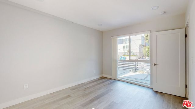 237 Rosemont Avenue, Los Angeles, CA 90026