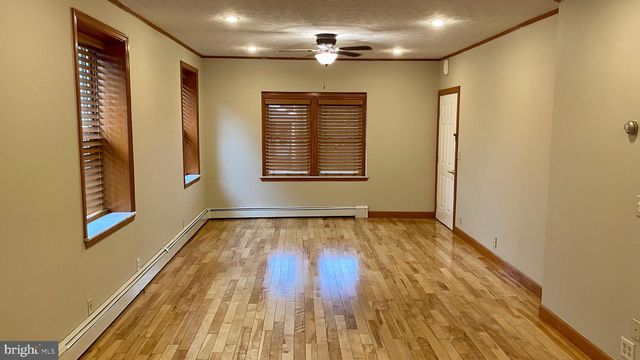 2223 NOBLE, West Lawn, PA 19609