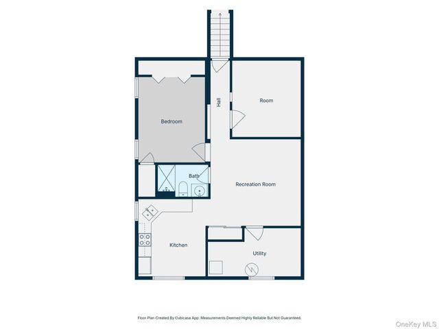 31 E June Street, Lindenhurst, NY 11757