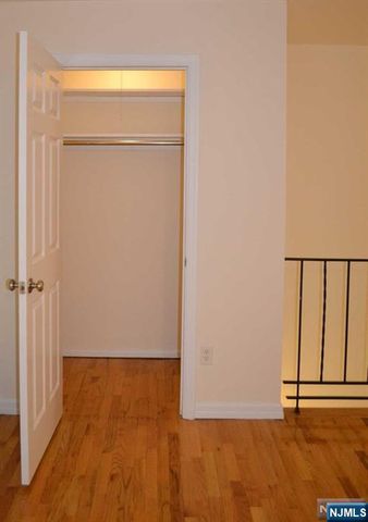 110 Midland Avenue 20B, Midland Park, NJ 07432