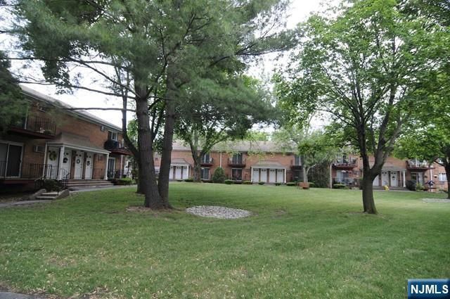 110 Midland Avenue 20B, Midland Park, NJ 07432