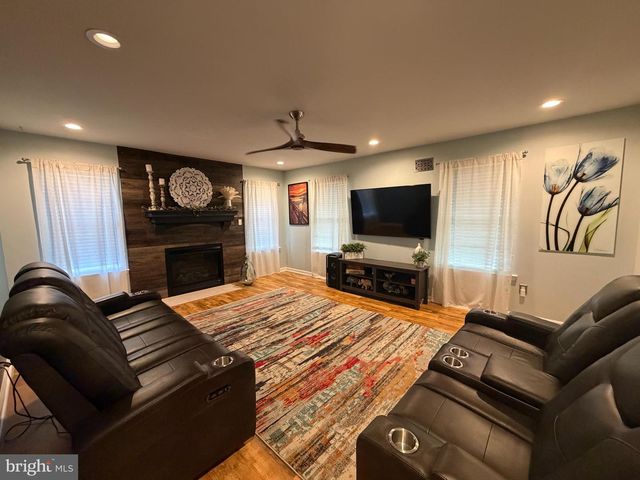 25 KENNEBEC CT, Bordentown, NJ 08505