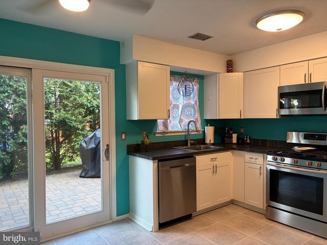 25 KENNEBEC CT, Bordentown, NJ 08505