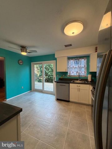25 KENNEBEC CT, Bordentown, NJ 08505