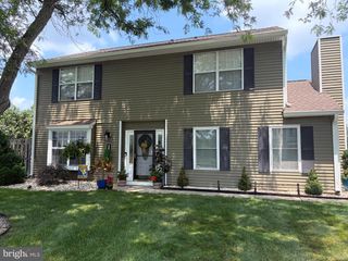 25 KENNEBEC CT, Bordentown, NJ 08505