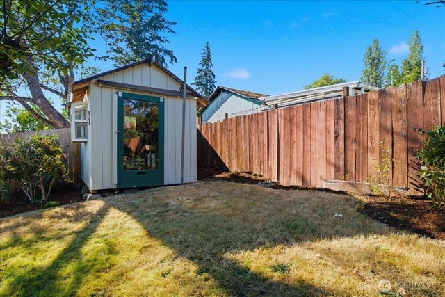 5603 240th Street SW, Mountlake Terrace, WA 98043