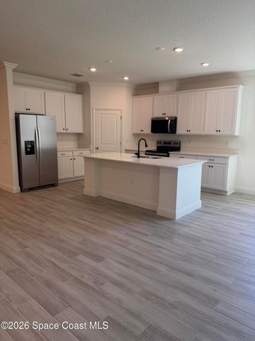 1250 Green Court SE, Palm Bay, FL 32909