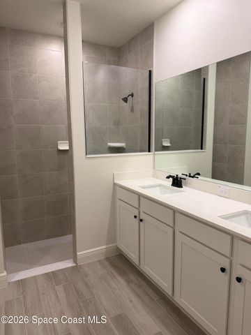 1250 Green Court SE, Palm Bay, FL 32909