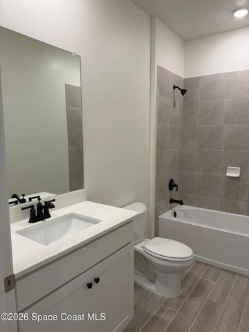 1250 Green Court SE, Palm Bay, FL 32909