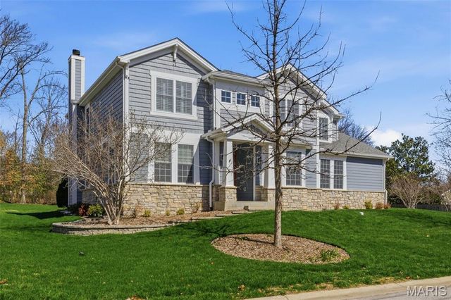 7 E Villa Avenue, Olivette, MO 63132