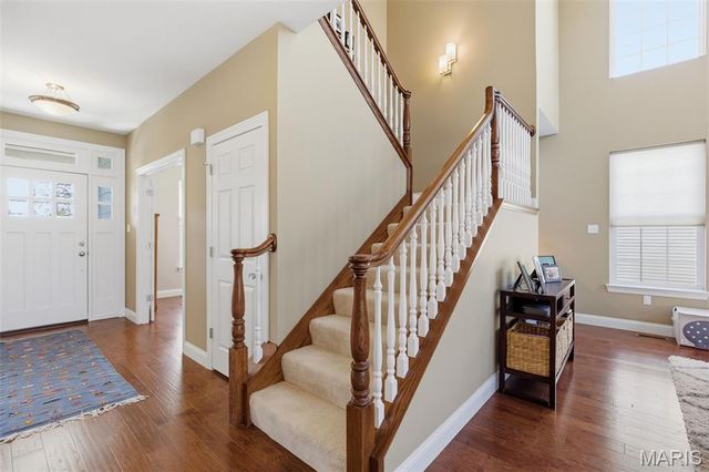 7 E Villa Avenue, Olivette, MO 63132