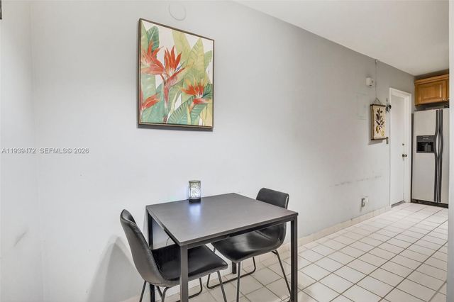 124 NE 19th Ct 110B, Wilton Manors, FL 33305