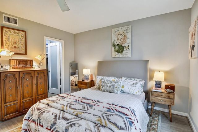 124 NE 19th Ct 110B, Wilton Manors, FL 33305