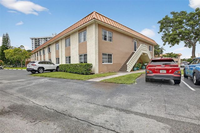 124 NE 19th Ct 110B, Wilton Manors, FL 33305