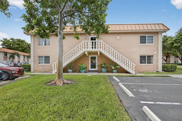 124 NE 19th Ct 110B, Wilton Manors, FL 33305