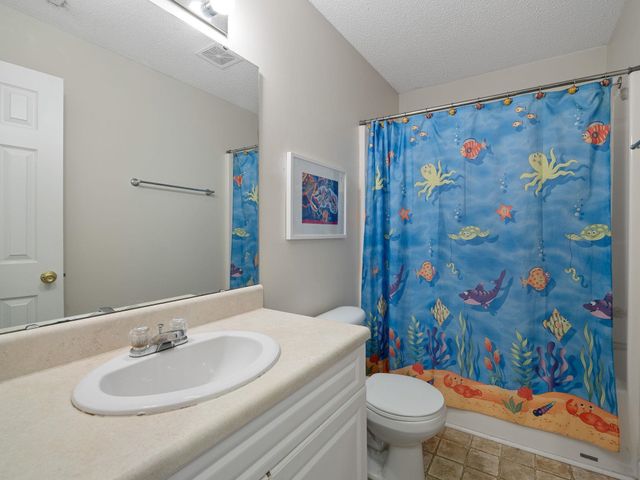 623 S Serena Hills Drive, Moore, SC 29369