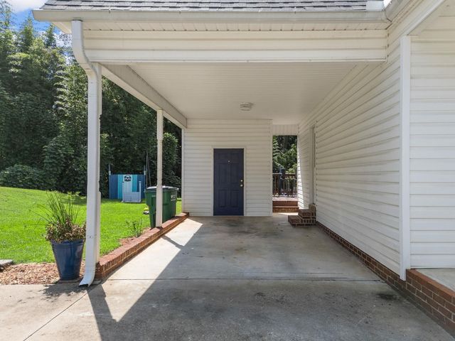 623 S Serena Hills Drive, Moore, SC 29369