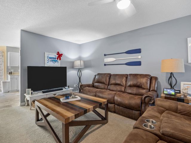 623 S Serena Hills Drive, Moore, SC 29369