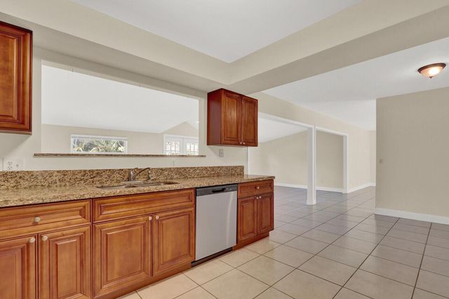 8074 SE River Lane, Stuart, FL 34997