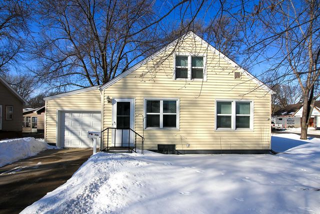 706 Lynn Road SW, Hutchinson, MN 55350