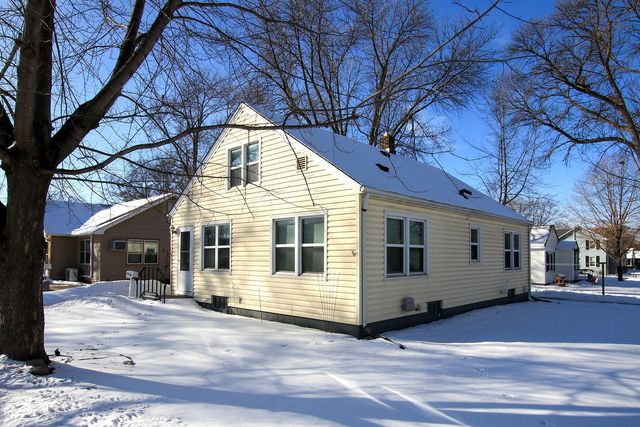 706 Lynn Road SW, Hutchinson, MN 55350