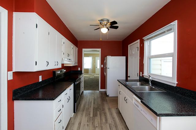 706 Lynn Road SW, Hutchinson, MN 55350