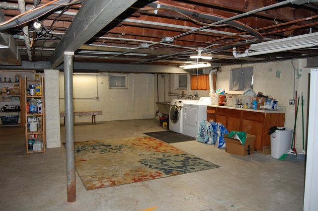 7427 Olcott Avenue, Hammond, IN 46323