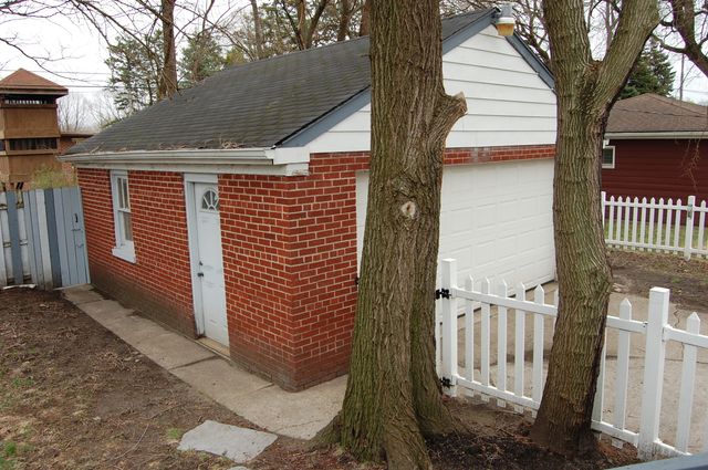 7427 Olcott Avenue, Hammond, IN 46323