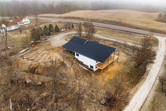 6115 32nd Ave, Shellsburg, IA 52332