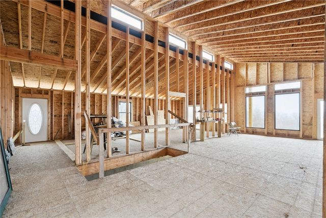 6115 32nd Ave, Shellsburg, IA 52332