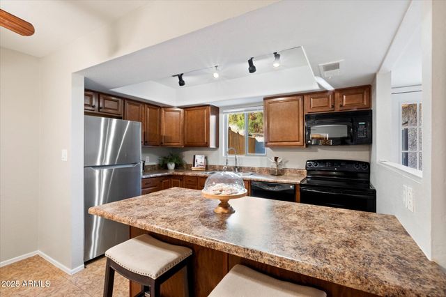 16534 E Arroyo Vista Drive Unit 1, Fountain Hills, AZ 85268