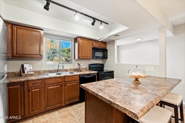16534 E Arroyo Vista Drive Unit 1, Fountain Hills, AZ 85268