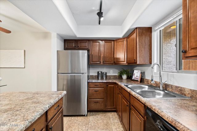 16534 E Arroyo Vista Drive Unit 1, Fountain Hills, AZ 85268