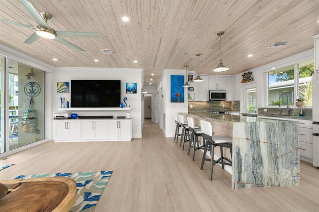 3211 SE 11th Street 3e, Pompano Beach, FL 33062