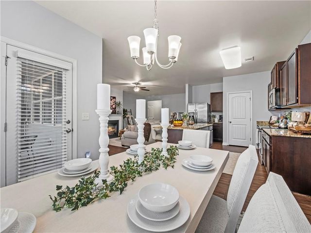 3271 Heatherwood Drive, Gainesville, GA 30507