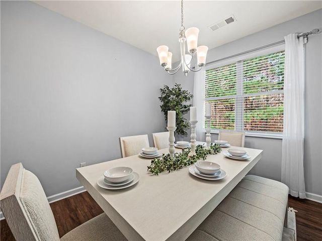 3271 Heatherwood Drive, Gainesville, GA 30507